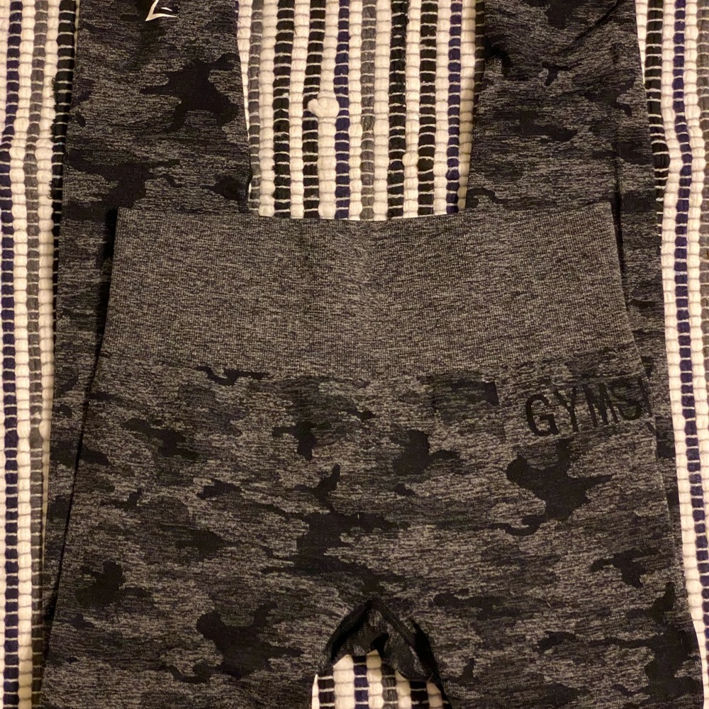 Camo leggings